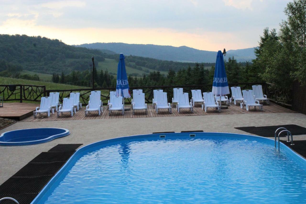 Bieszczadzkie Wrota Lasu Hotel Steznica  Exterior foto